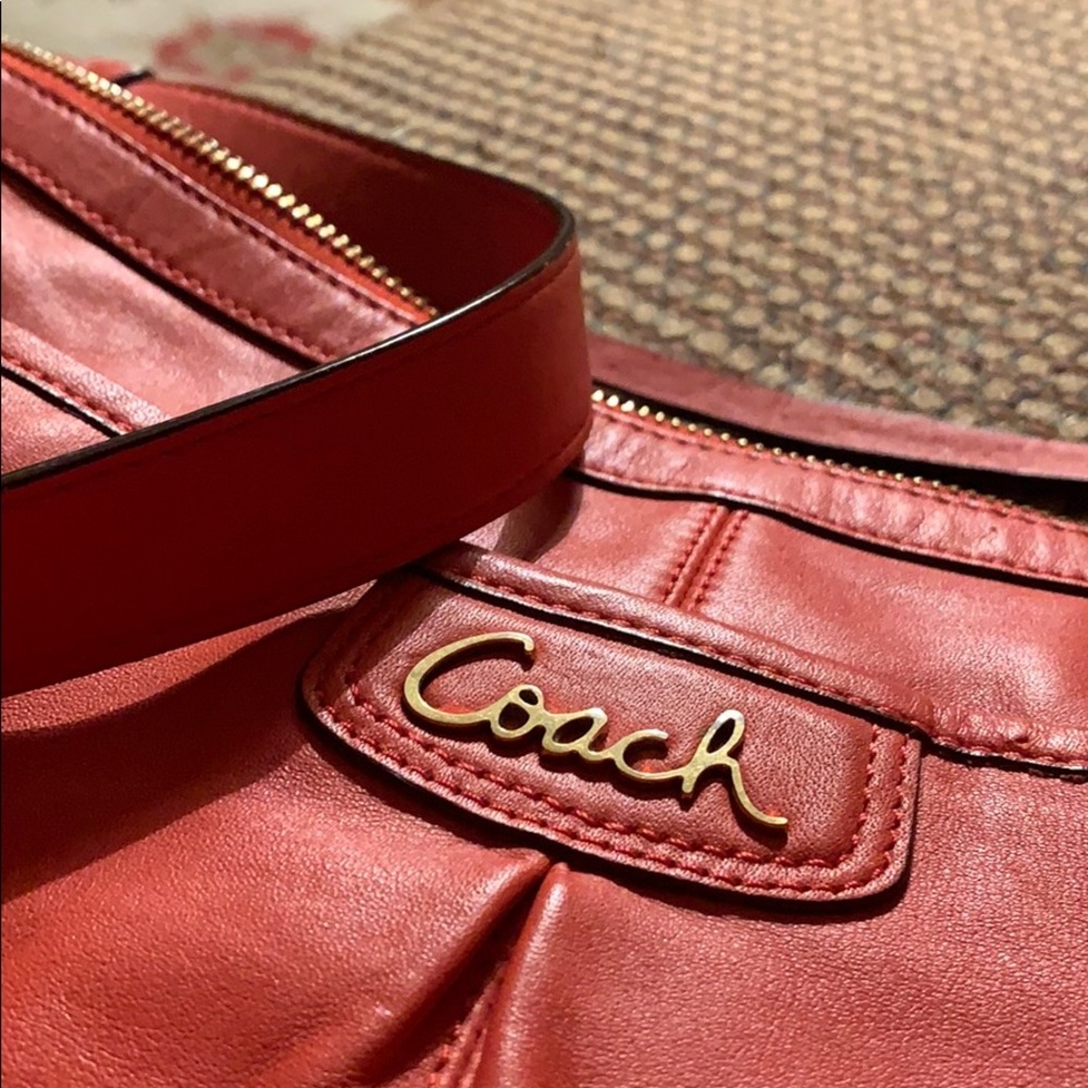 Genuine Coral Orange Coach Purse m1220-f19726